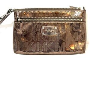 Michael kors wristlet